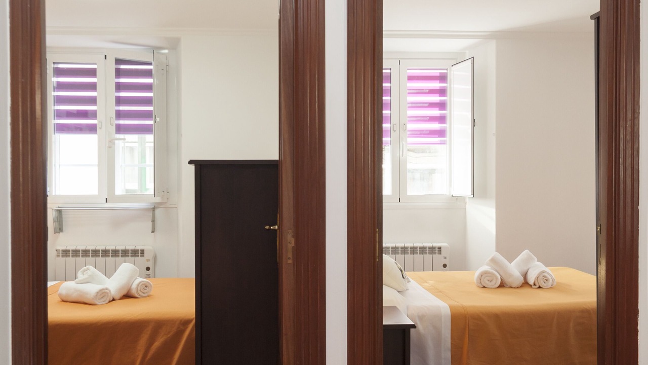 Photo of Bedroom in Santiago de Compostela Historic Centre