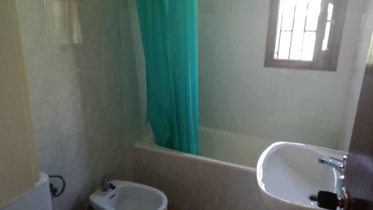 Photo of Bathroom in Creixell
