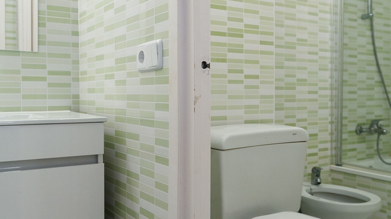 Photo of Bathroom in Salou City Centre