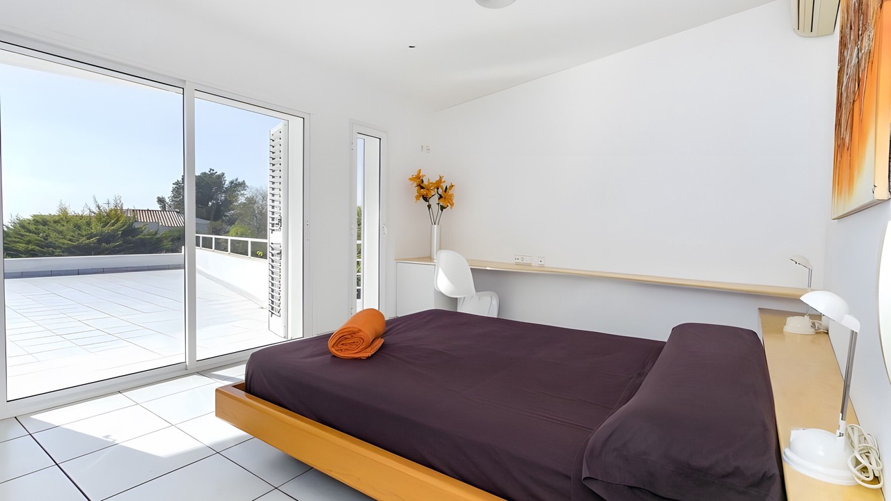 Photo of Bedroom in Can Besso