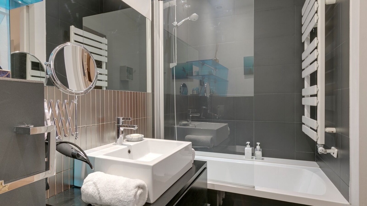 Photo of Bathroom in Eixample