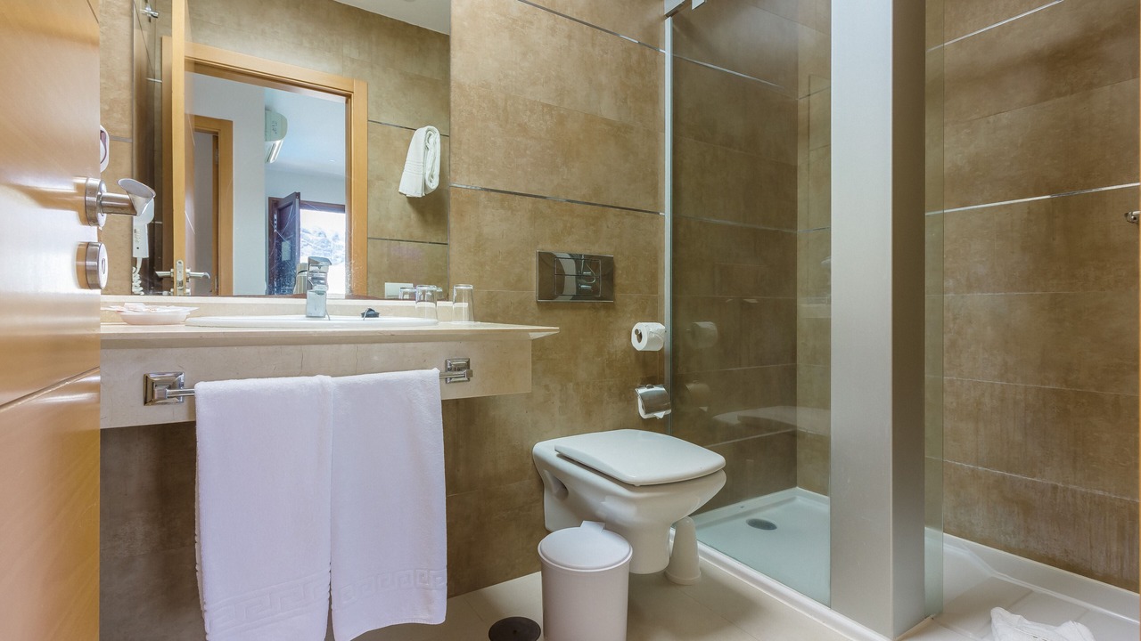 Photo of Bathroom in Los Gigantes