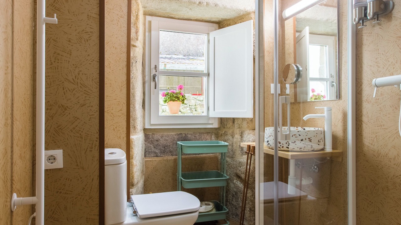 Photo of Bathroom in Santiago de Compostela City Centre