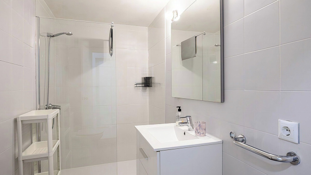 Photo of Bathroom in Huerta del Rey Vallellano