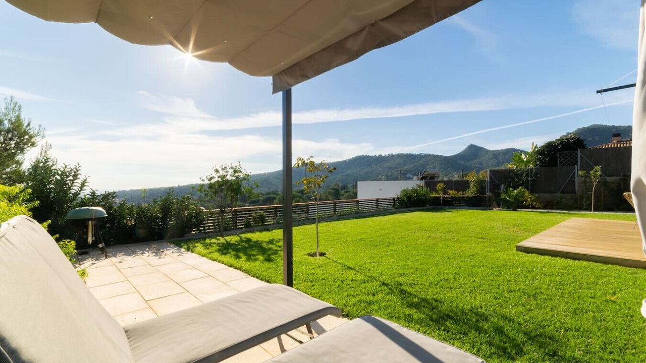 Photo of Patio Balcony in Argentona