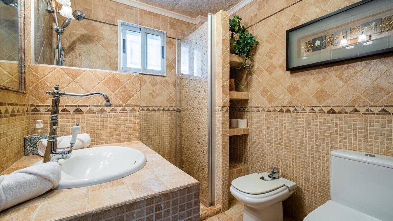 Photo of Bathroom in Almoradi