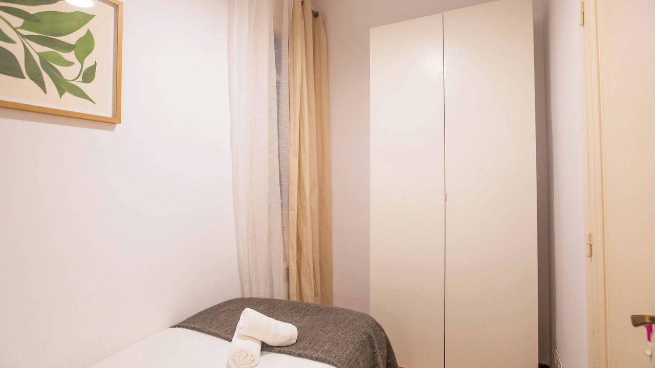Photo of Bedroom in El Camp de l'Arpa del Clot