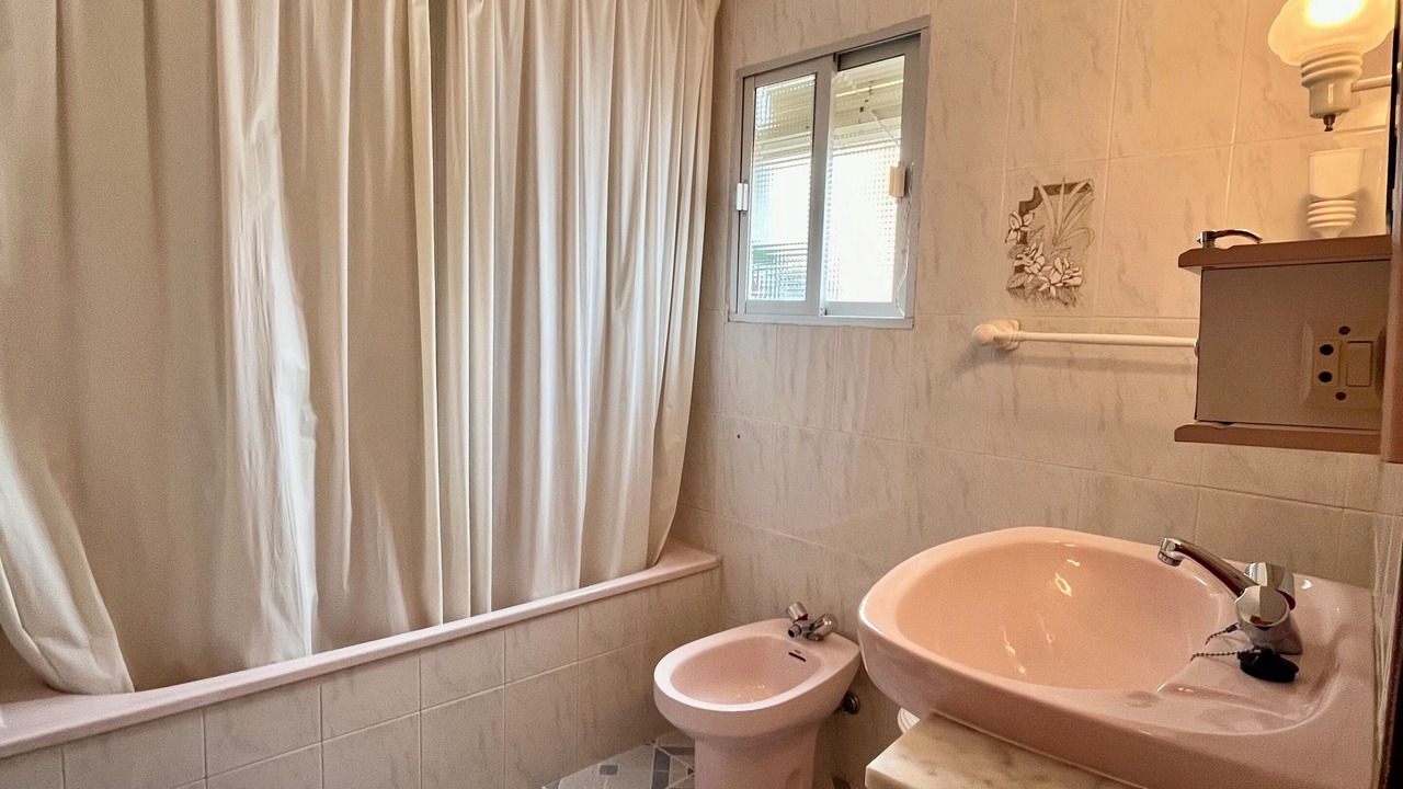 Photo of Bathroom in Rute