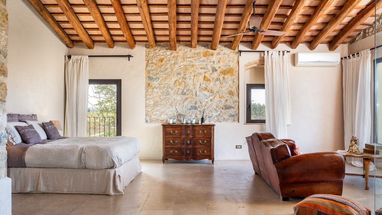 Photo of Bedroom in Torroella de Montgri