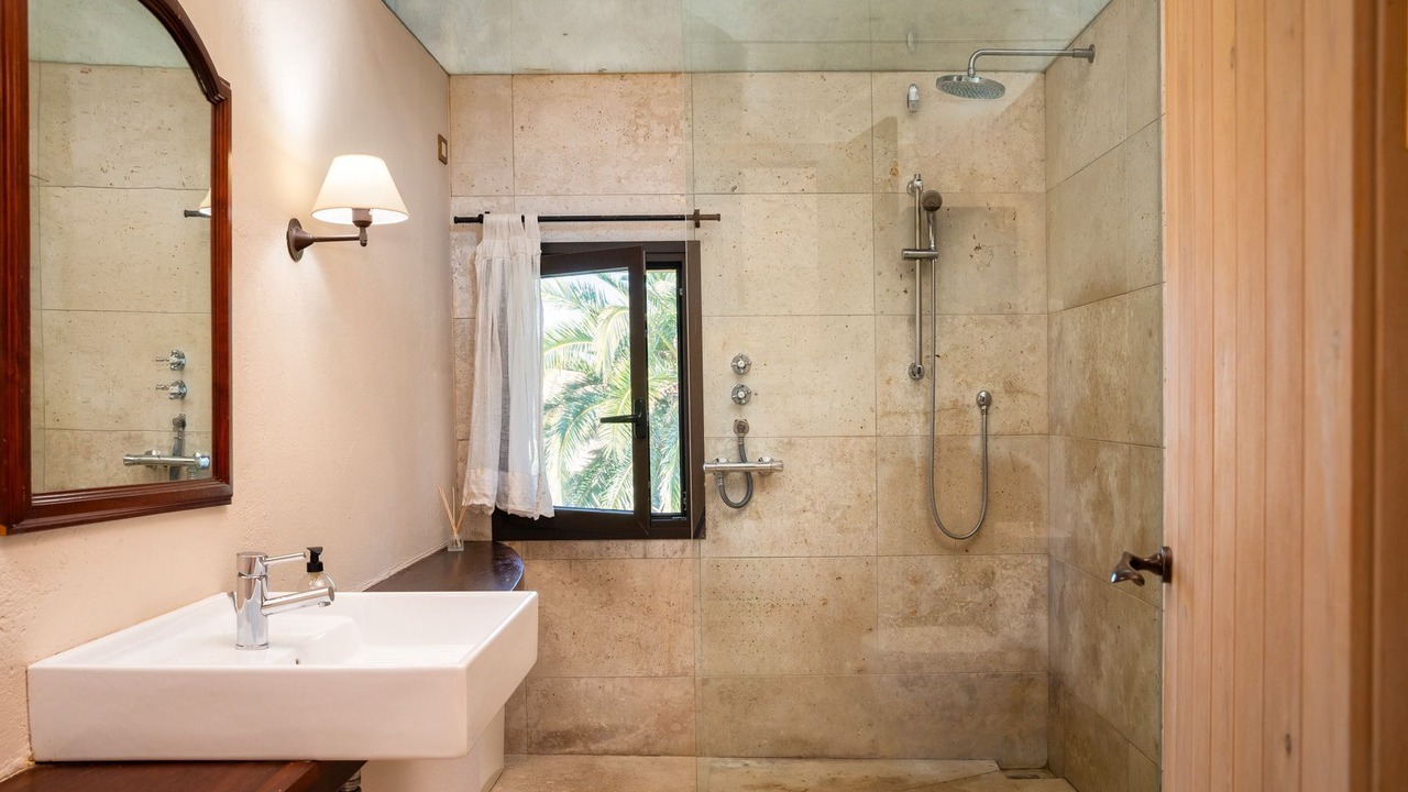 Photo of Bathroom in Torroella de Montgri
