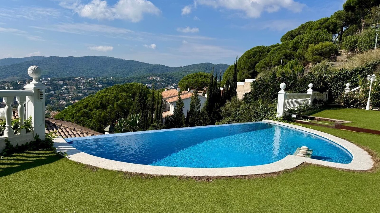 Photo of Outdoor in Cabrils