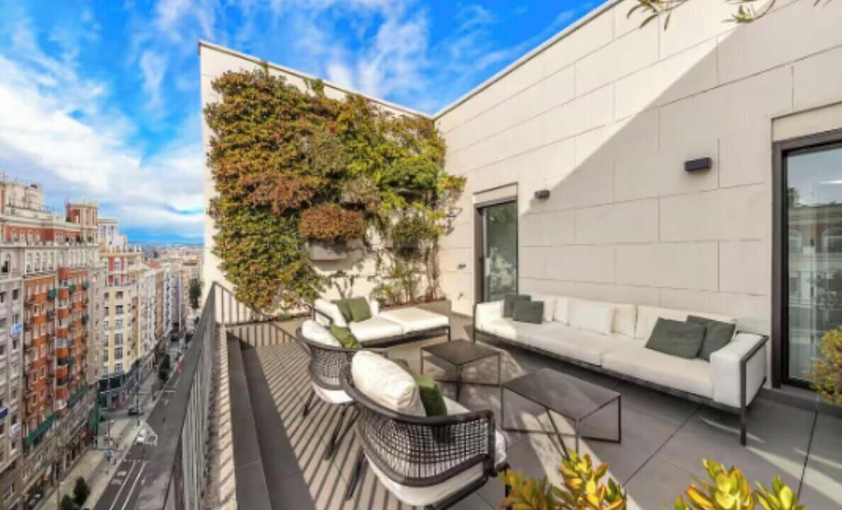 Photo of Patio Balcony in Malasana