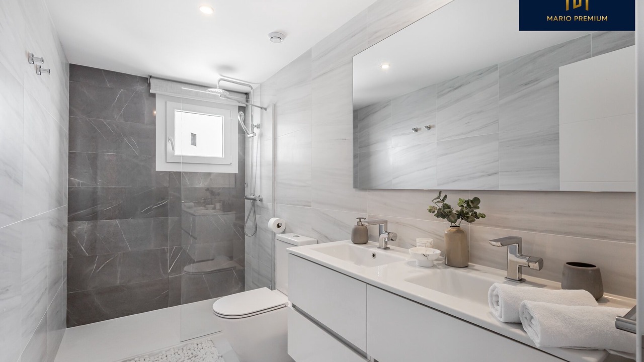 Photo of Bathroom in Punta Prima