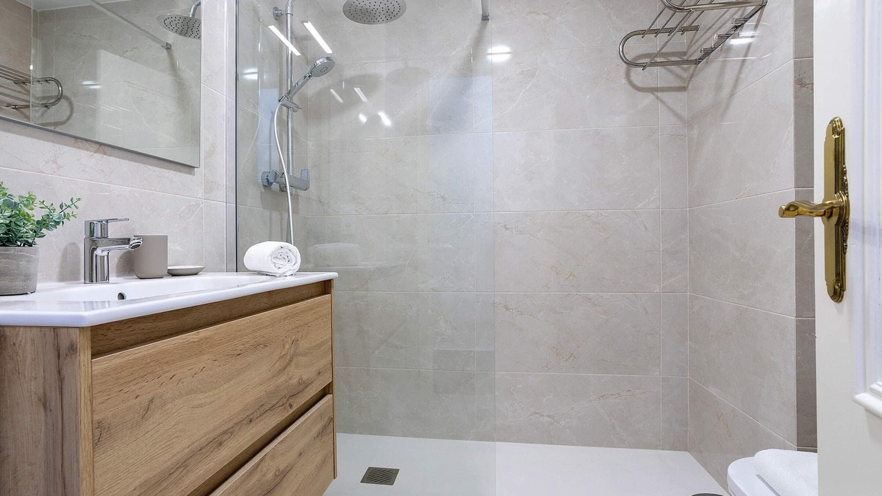 Photo of Bathroom in Centro Comercial