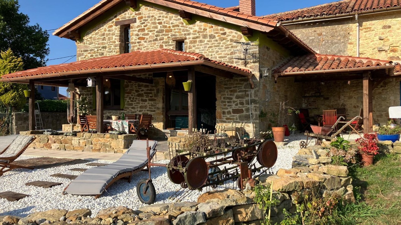 Photo of Outdoor in Luces