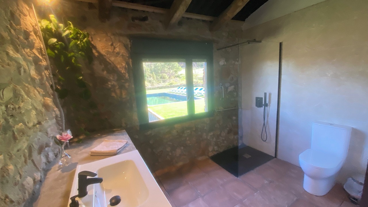 Photo of Bathroom in Santa Maria de Miralles