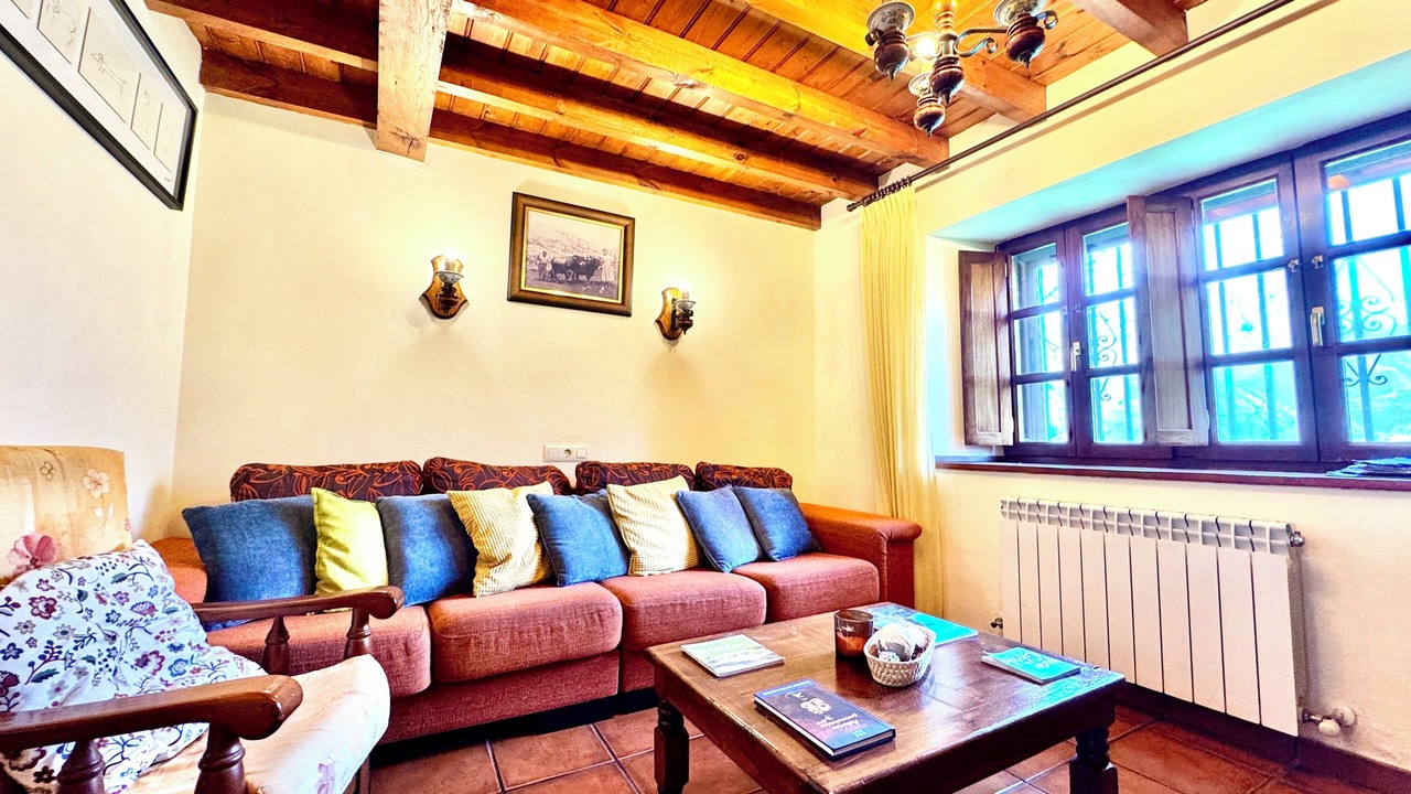 Photo of Livingroom in Penamellera Alta