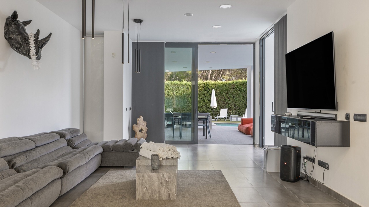 Photo of Livingroom in Cala Llenya