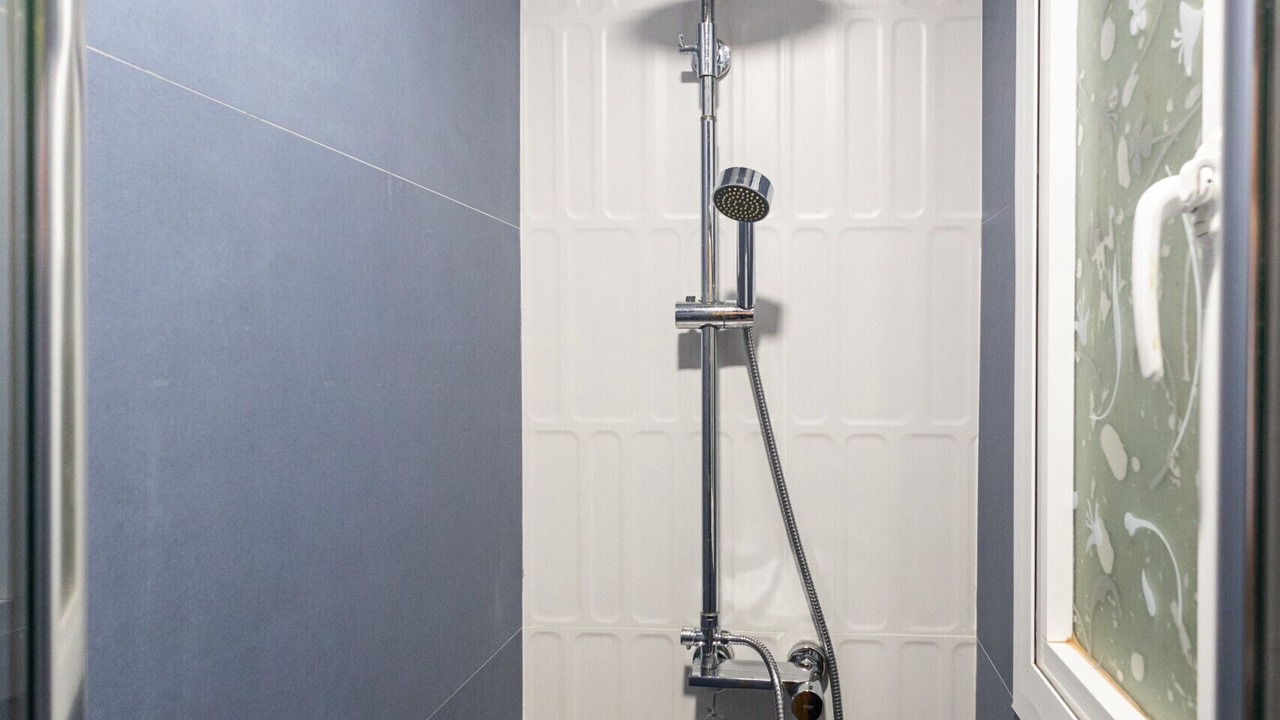 Photo of Bathroom in El Cabanyal