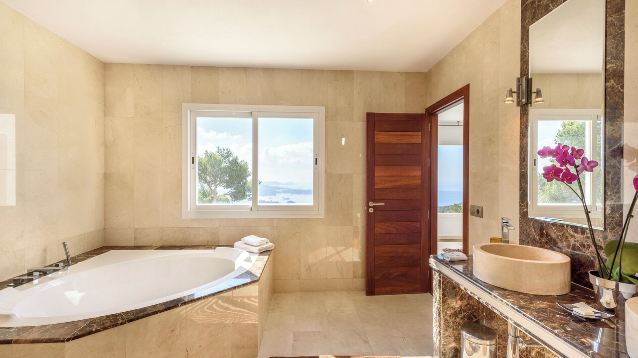 Photo of Bathroom in Cala Vadella