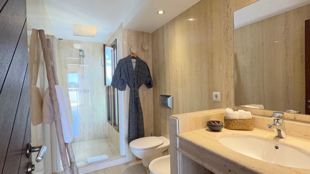 Photo of Bathroom in Sant Josep de sa Talaia