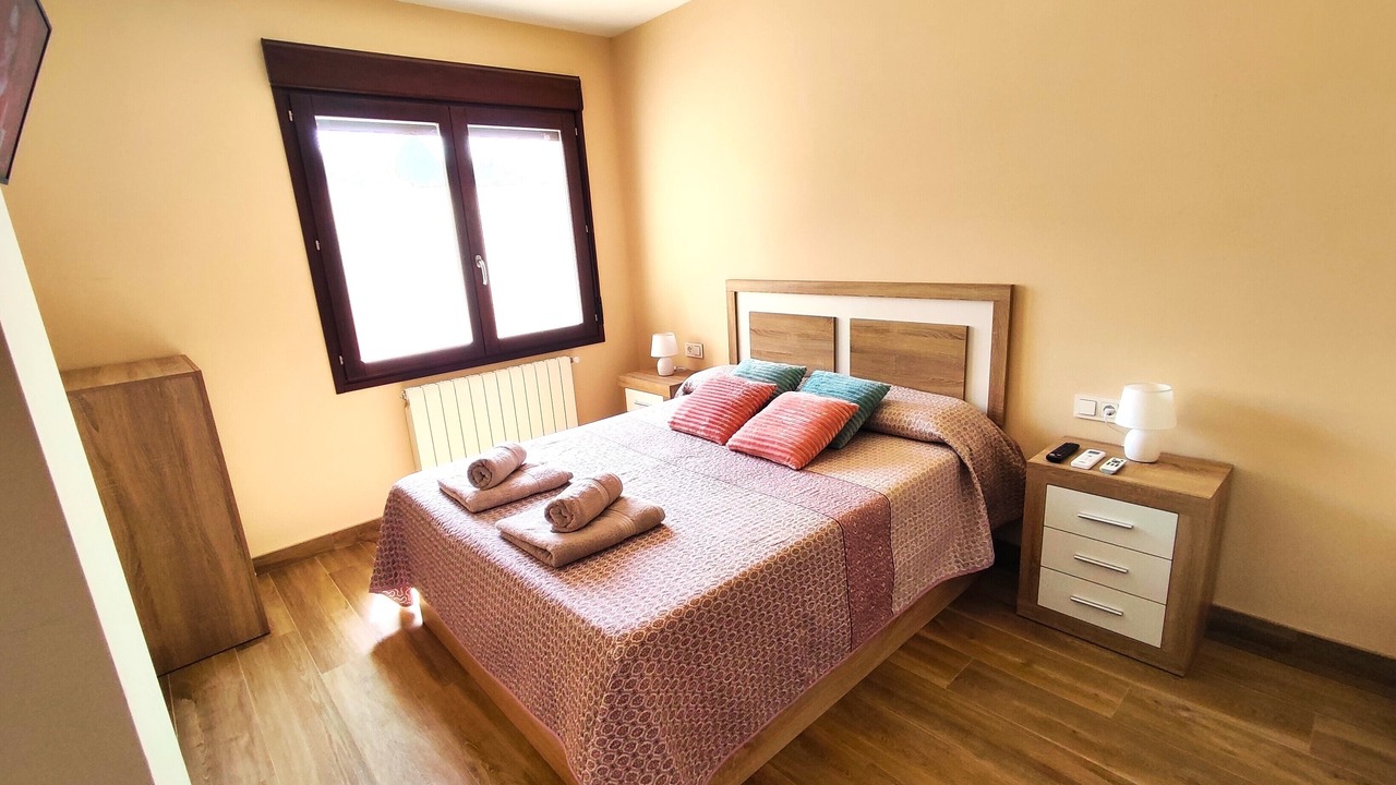 Photo of Bedroom in Carboneras de Guadazaon