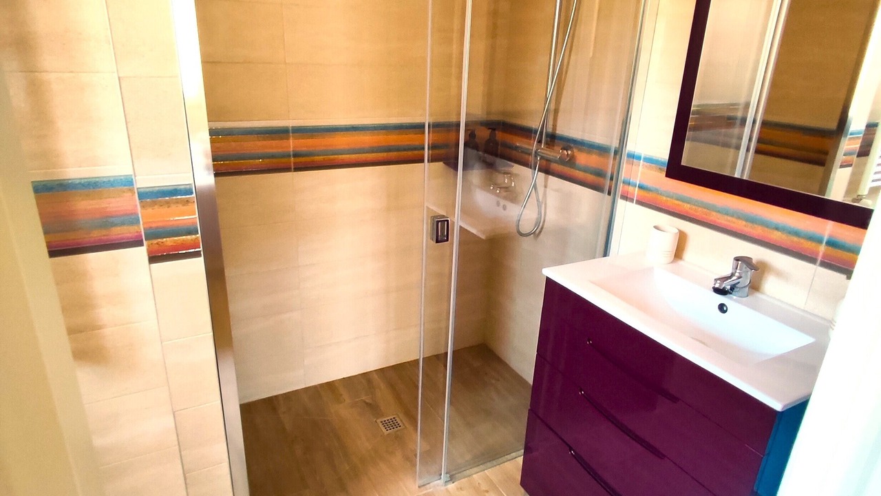 Photo of Bathroom in Carboneras de Guadazaon