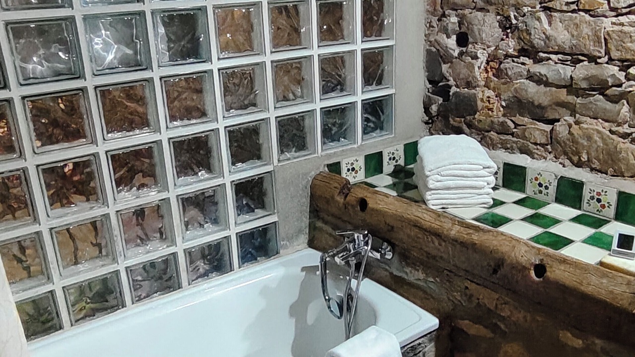 Photo of Bathroom in Moia
