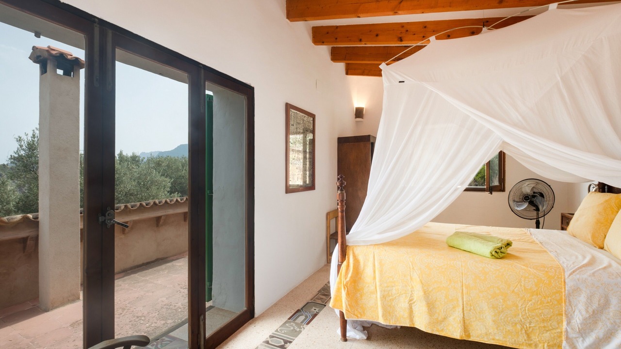 Photo of Bedroom in Soller