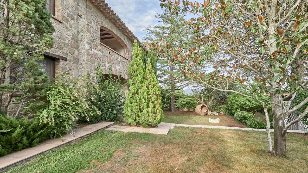 Photo of Outdoor in Castellbell I El Vilar