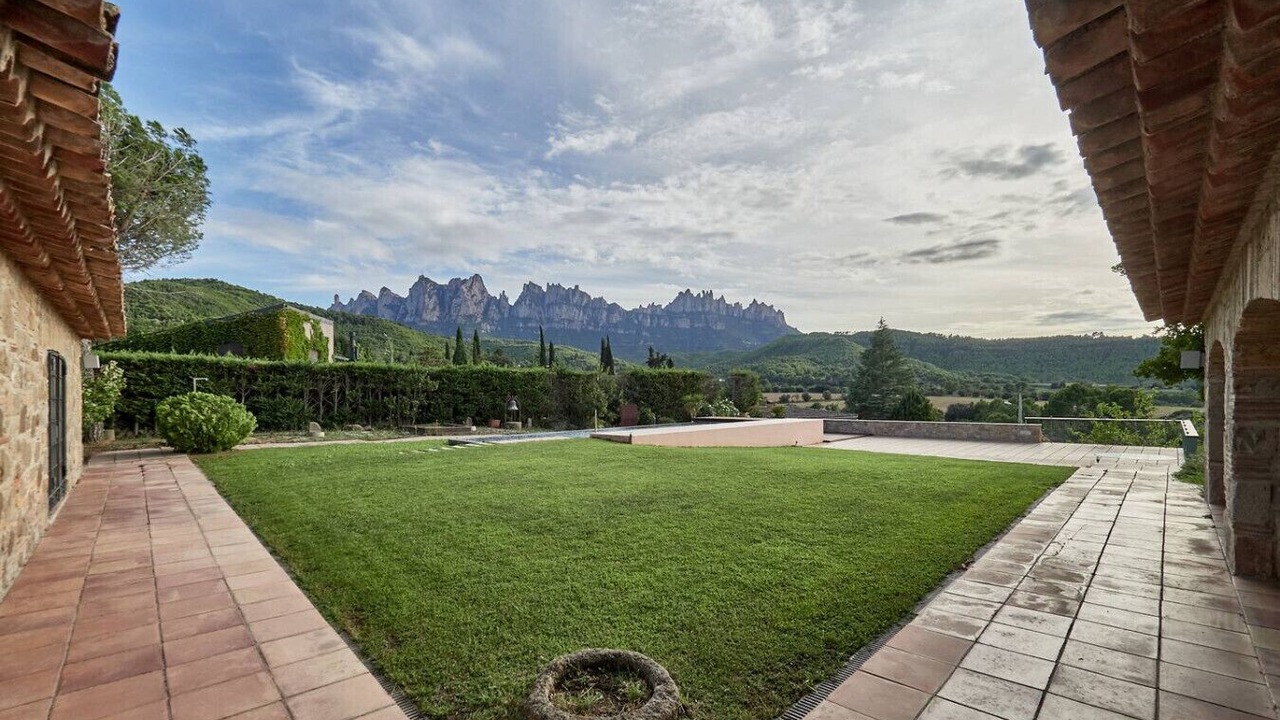 Photo of Outdoor in Castellbell I El Vilar