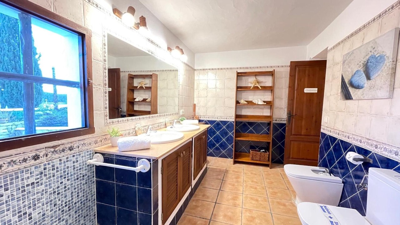 Photo of Bathroom in Sant Josep de sa Talaia
