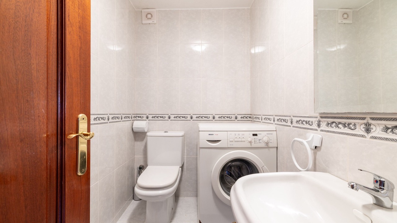 Photo of Bathroom in Moana