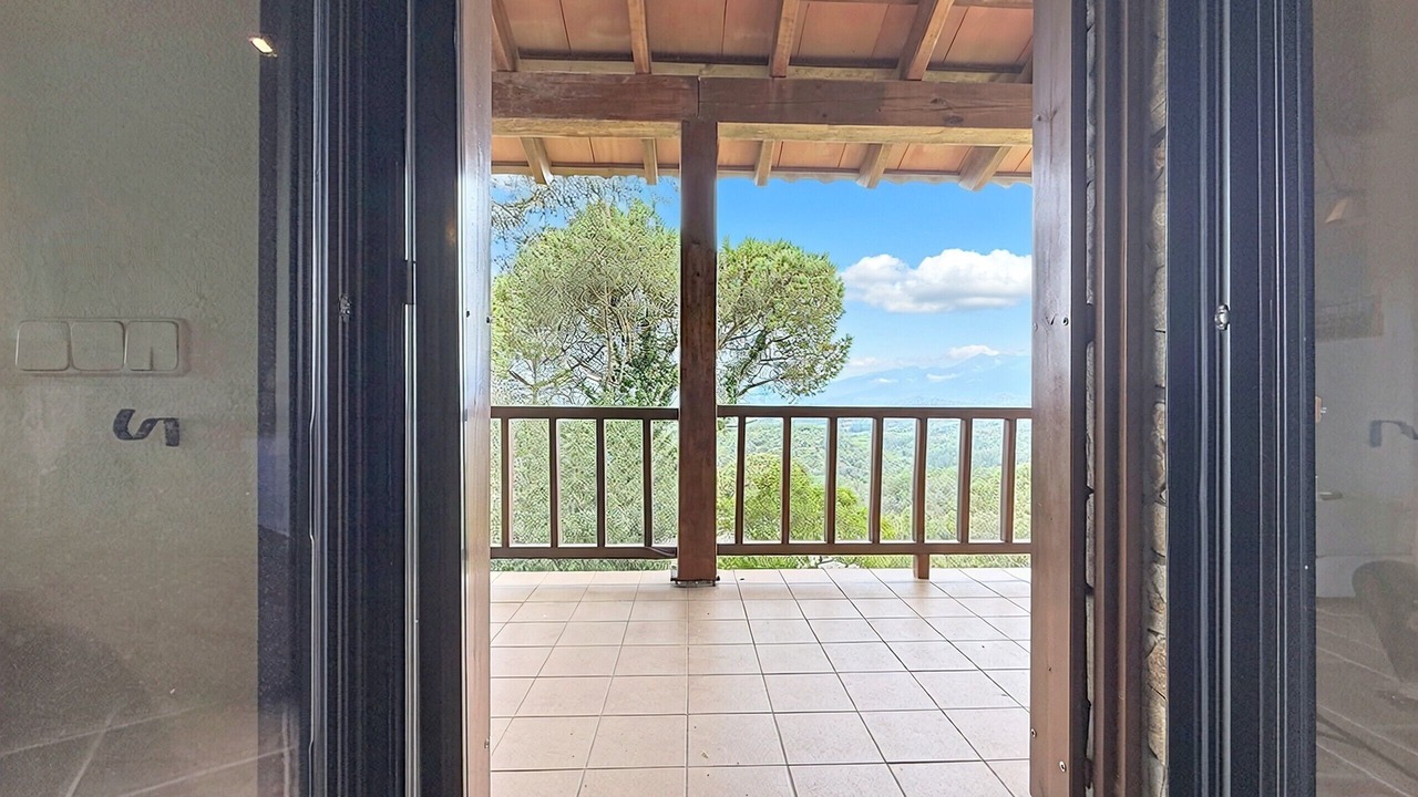 Photo of Others in Vallgorguina
