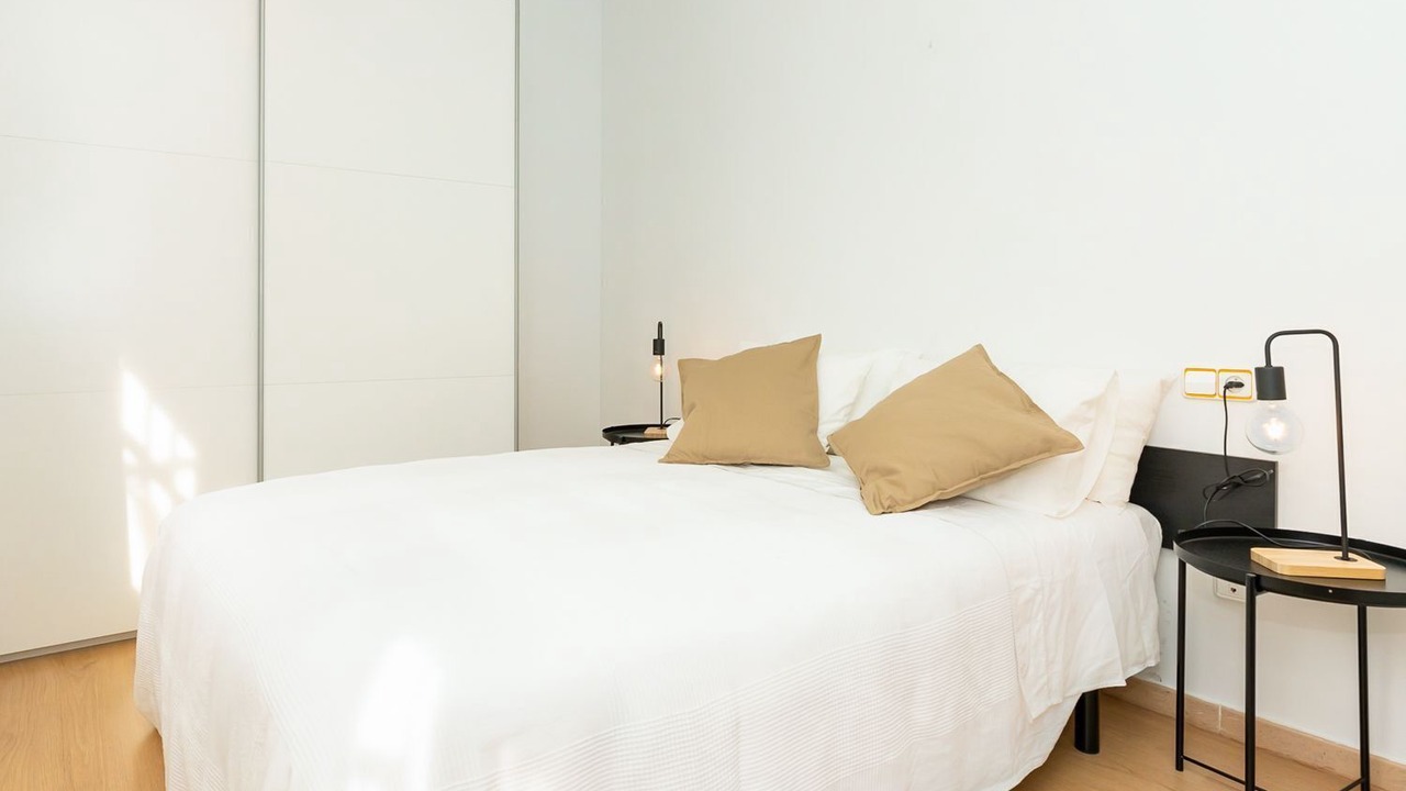 Photo of Bedroom in Quint Mar
