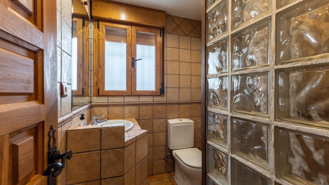 Photo of Bathroom in El Tiemblo