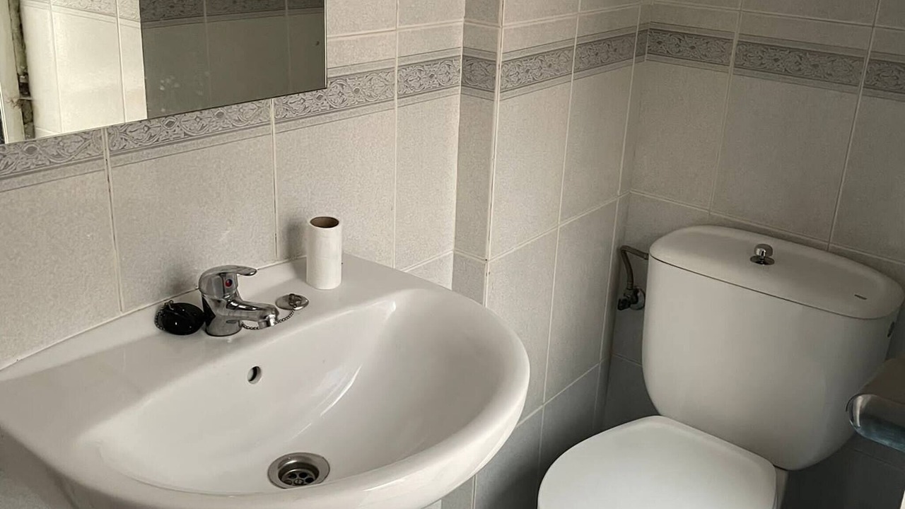 Photo of Bathroom in Orellana la Vieja