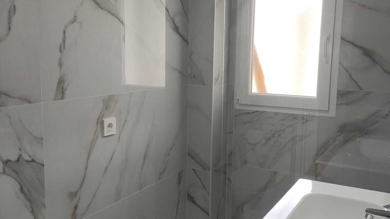 Photo of Bathroom in Candas
