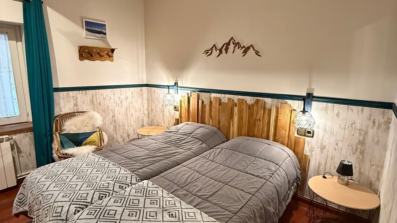 Photo of Bedroom in Alp