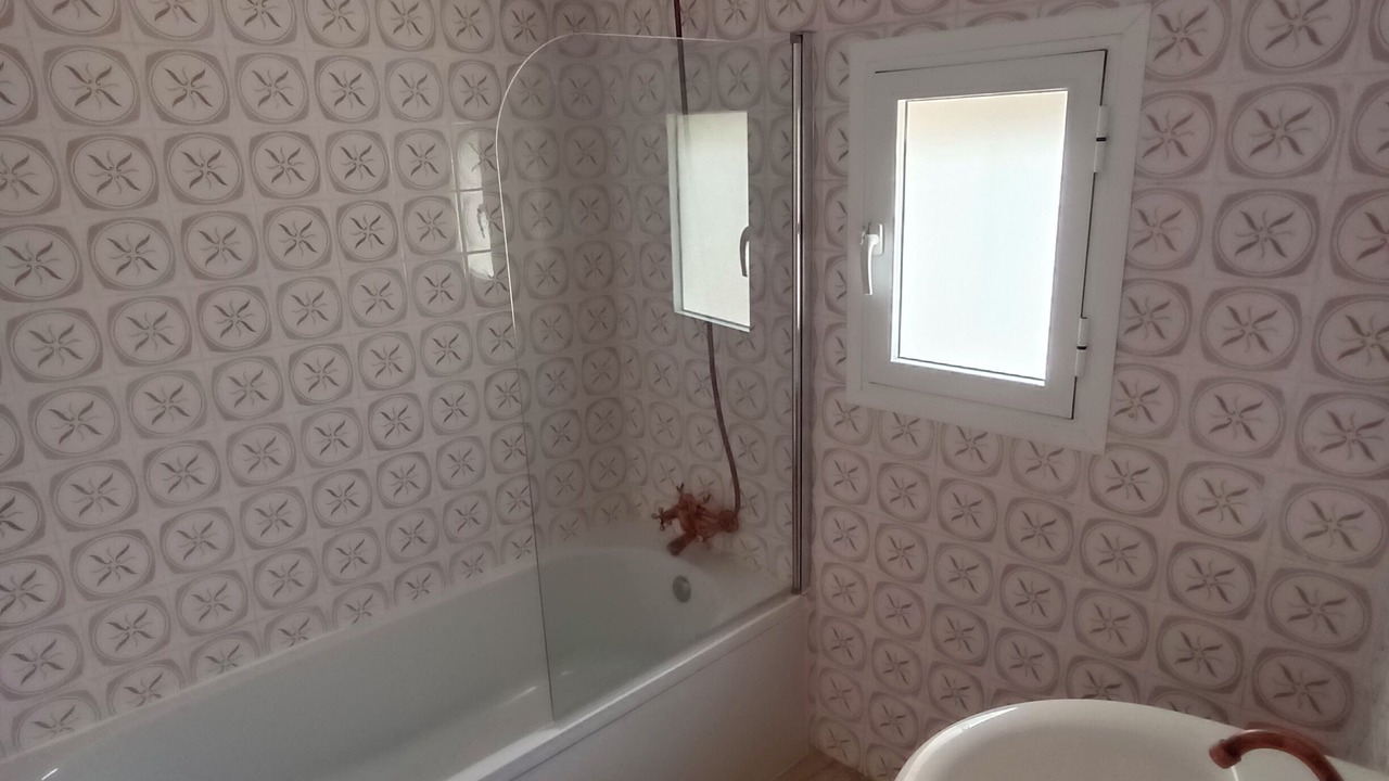 Photo of Bathroom in Tebar