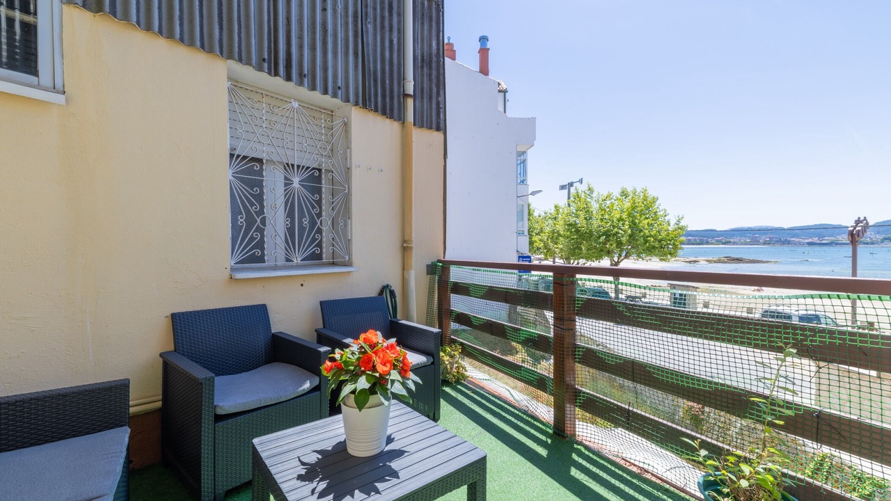 Photo of Patio Balcony in Carril