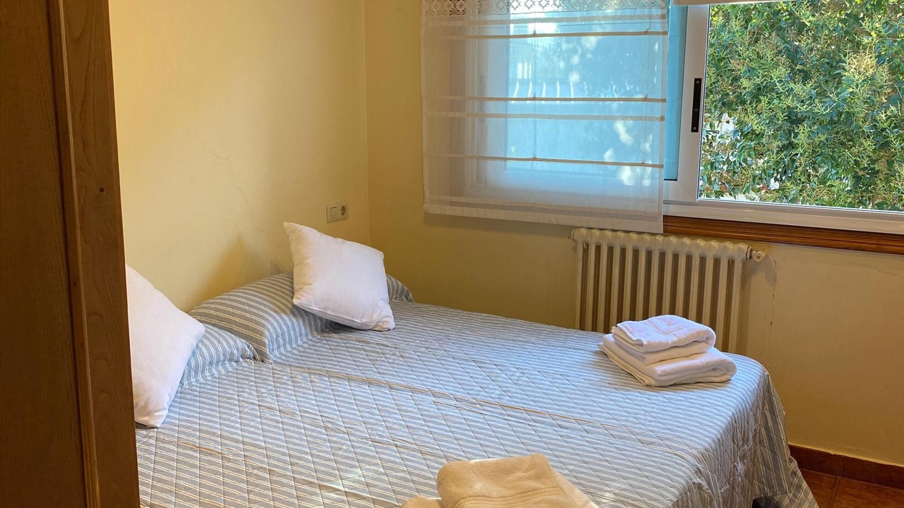 Photo of Bedroom in Oia