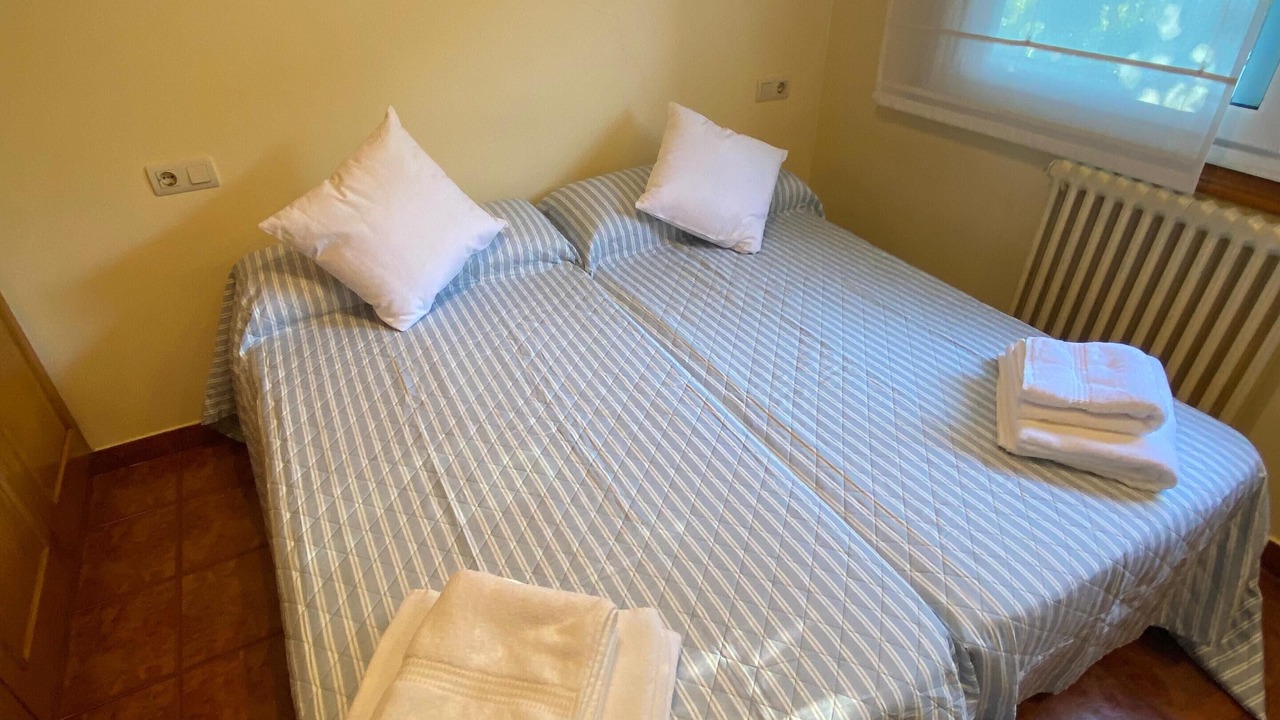 Photo of Bedroom in Oia