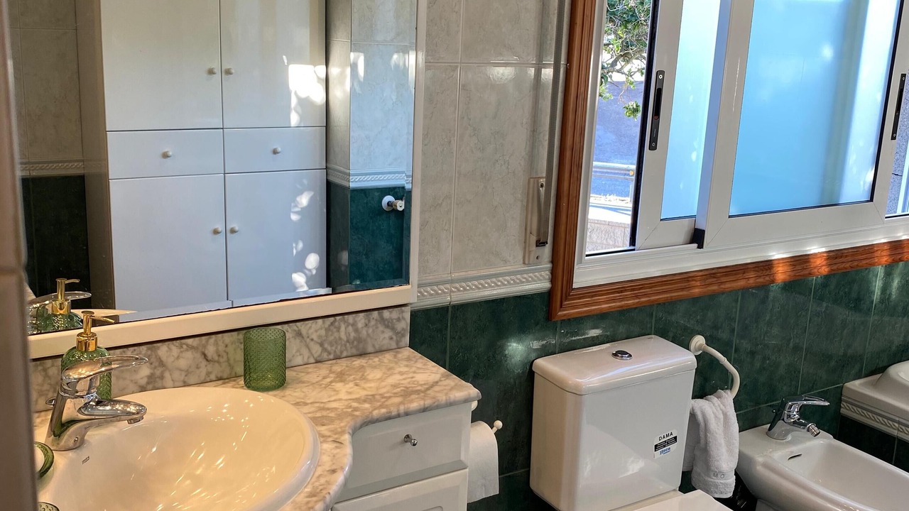 Photo of Bathroom in Oia