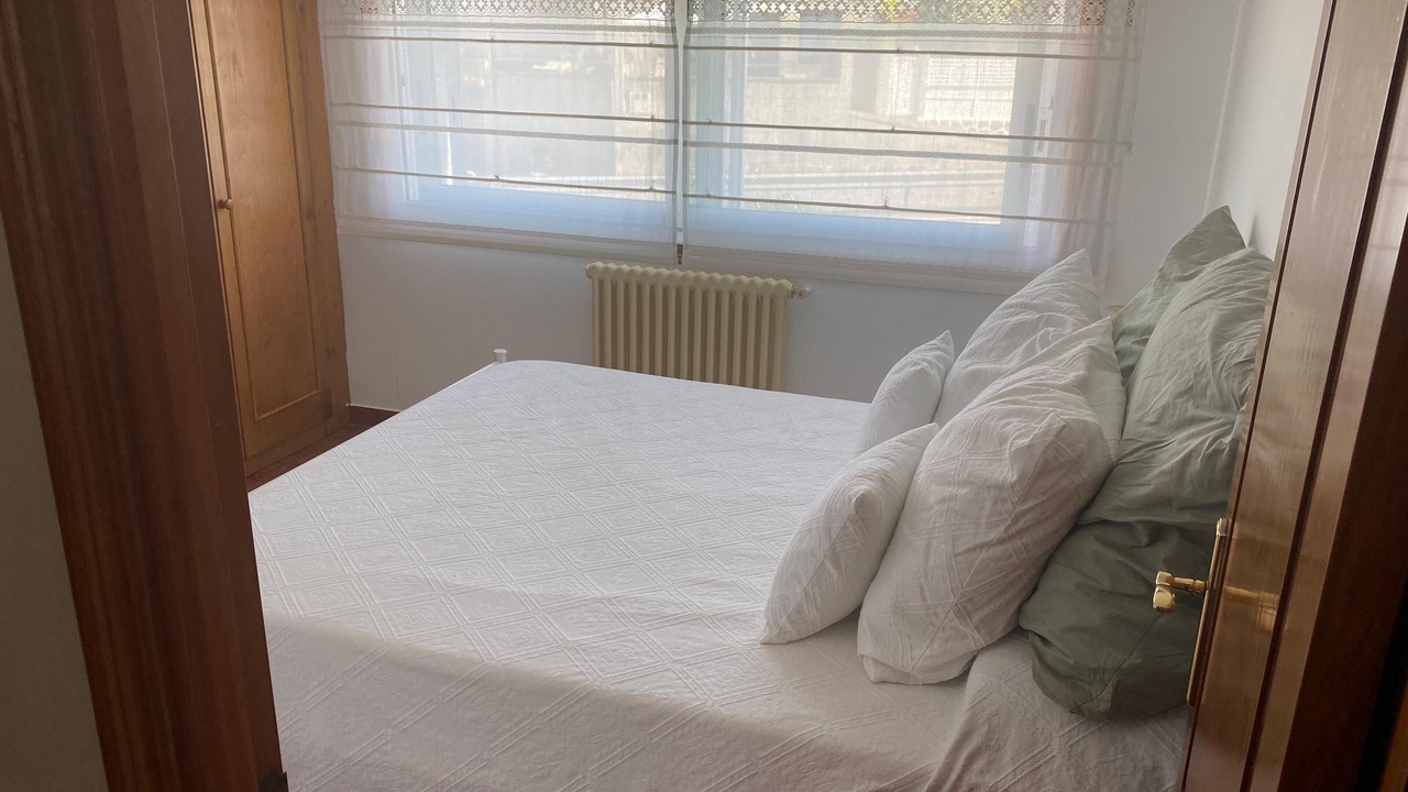 Photo of Bedroom in Oia
