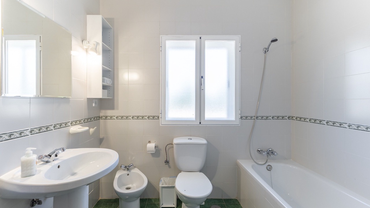 Photo of Bathroom in Burgohondo