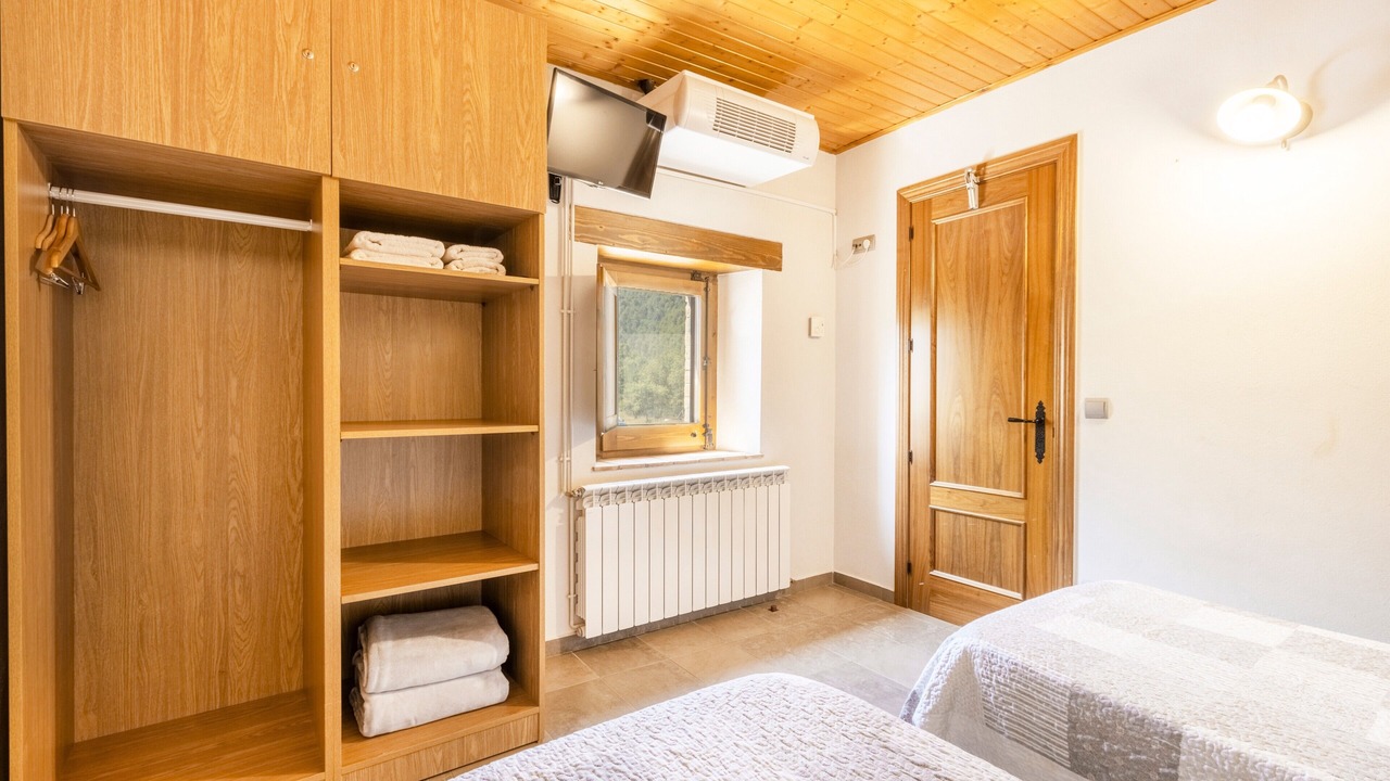 Photo of Bedroom in Santa Maria de Merles