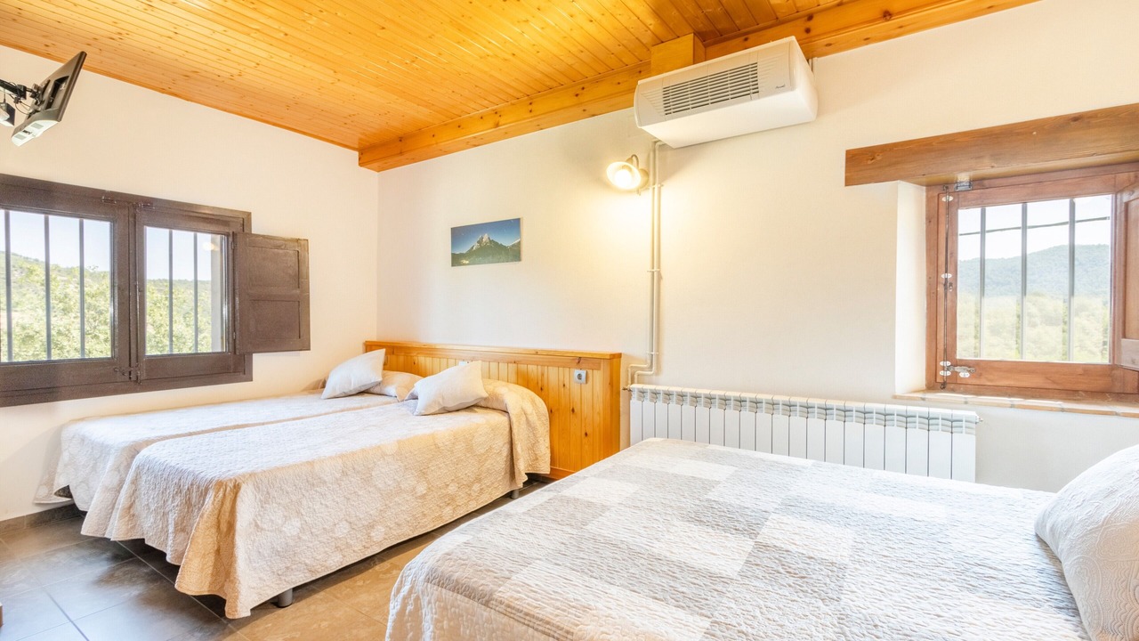 Photo of Bedroom in Santa Maria de Merles