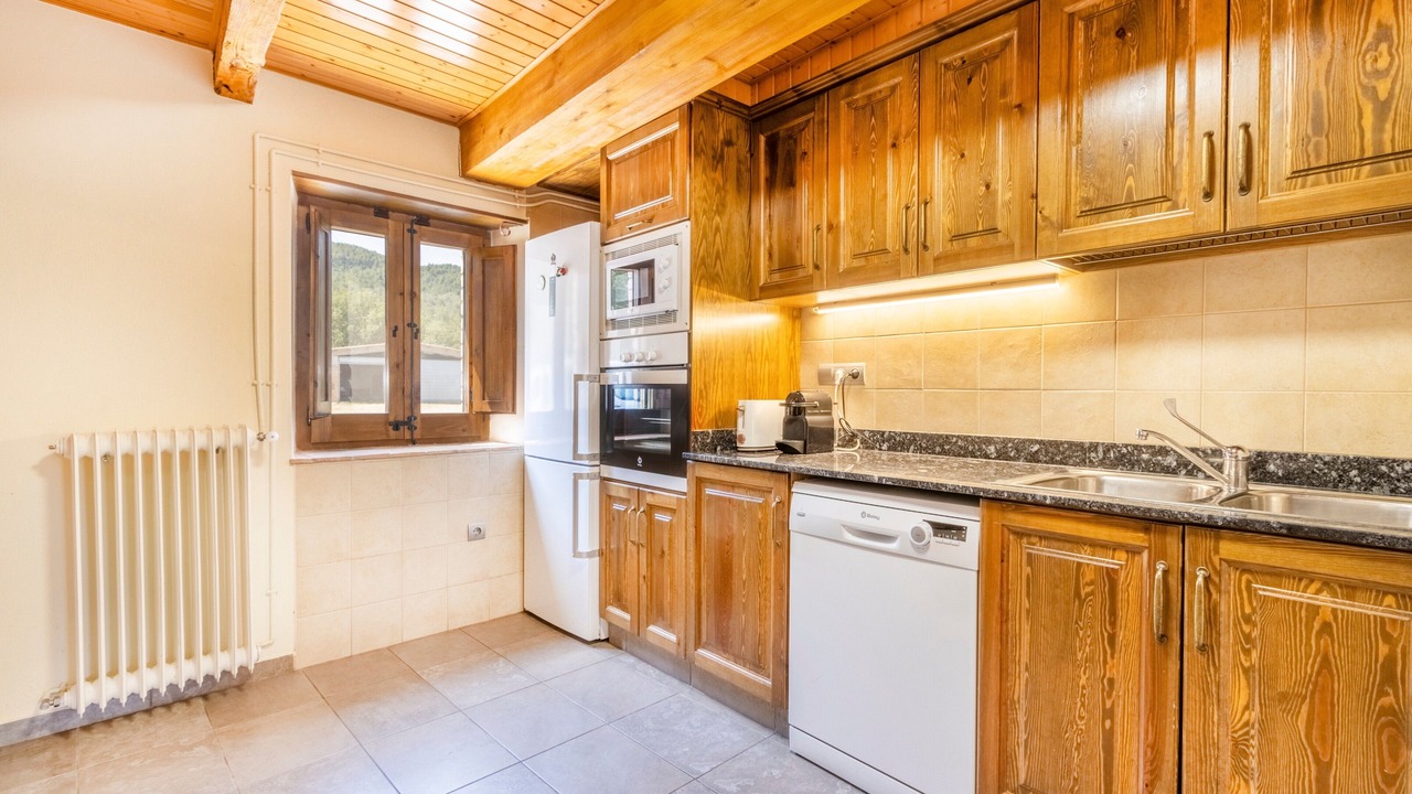 Photo of Kitchen in Santa Maria de Merles
