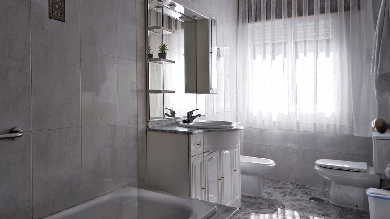 Photo of Bathroom in Noalla
